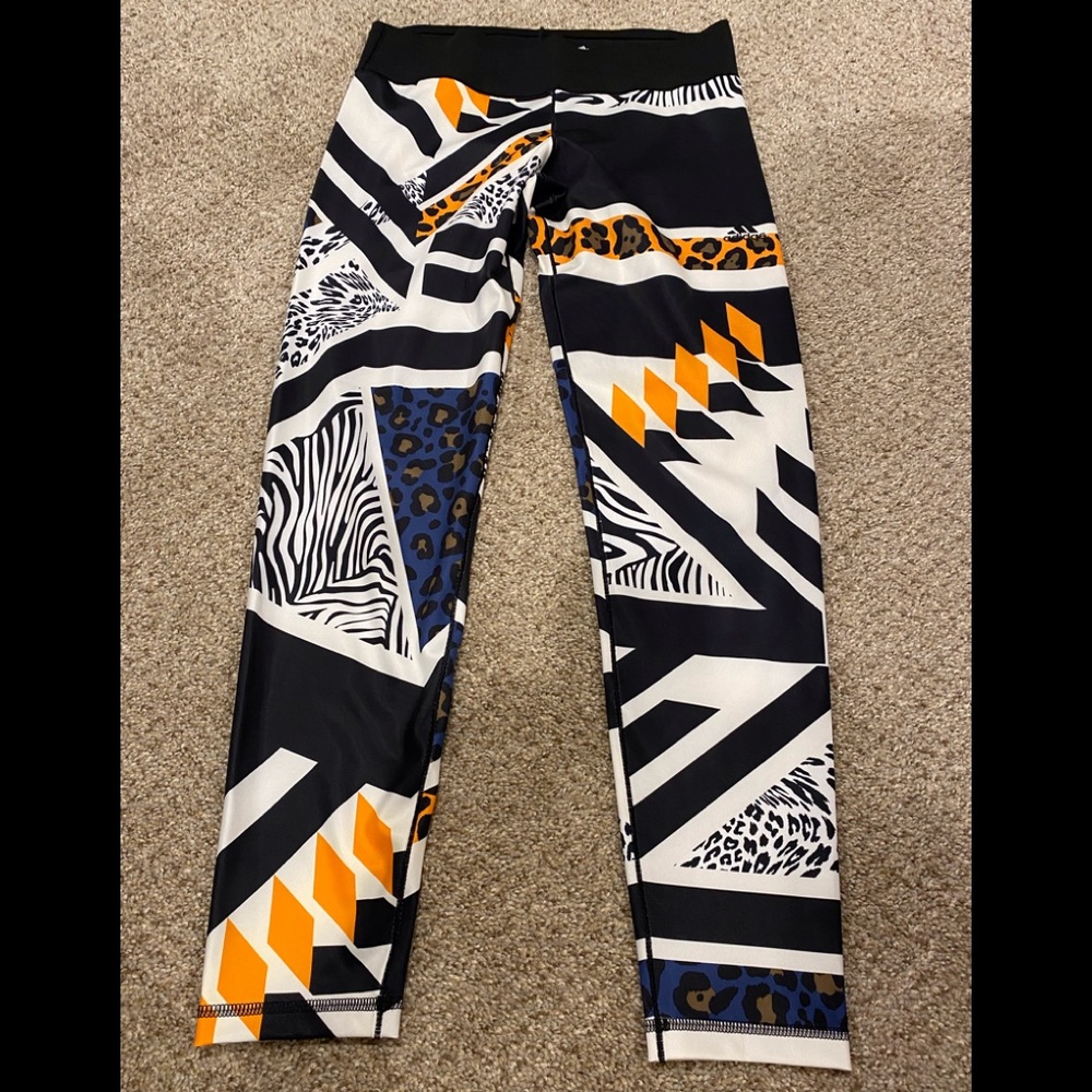 NWOT  ADIDAS Leggings